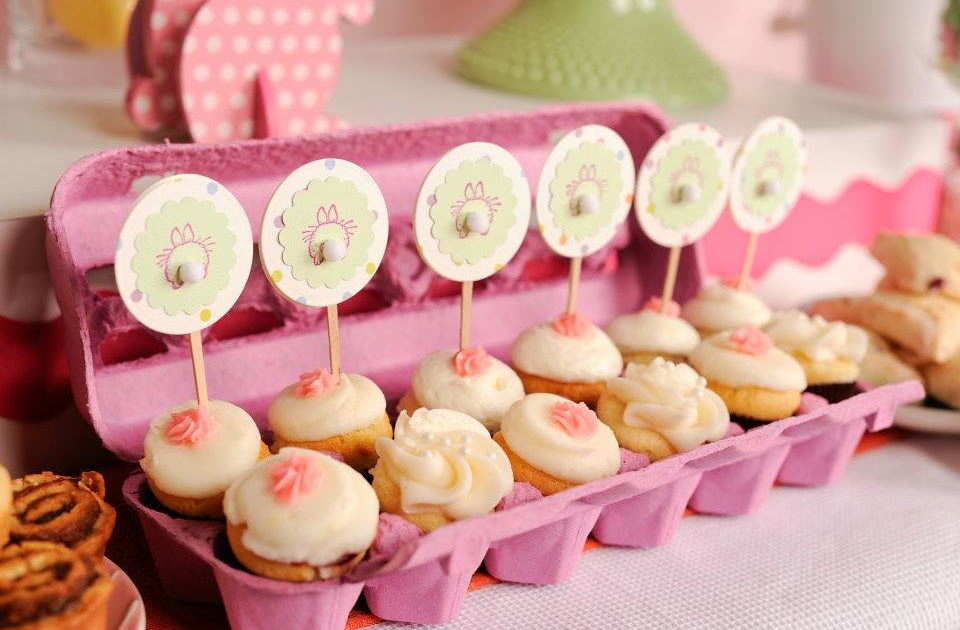 using Egg Cartons for Cup Cakes from Egg Cartons Online